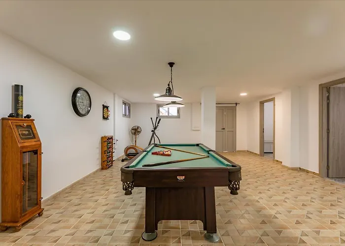 Paula's Dream Private Pool By Holidays