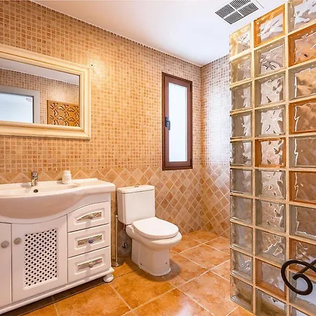 Luxury Paula's Dream Private Pool By Holidays