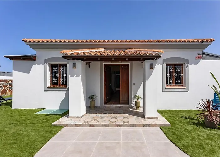 Villa Paula's Dream Private Pool By Holidays *